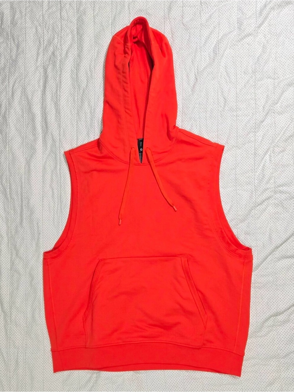 Lululemon Men's Warm-Up Sleeveless Gym Hoodie Size S Orange